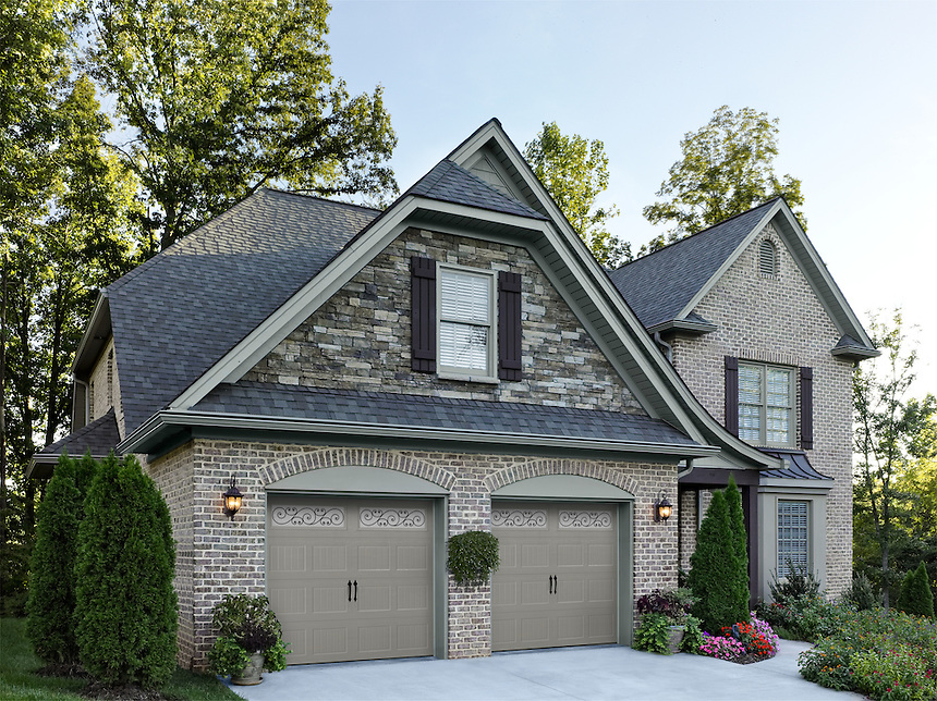 3 signs you need garage door maintenance