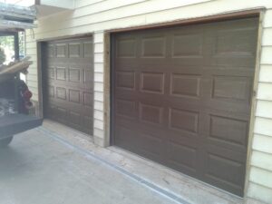 Dark Brown Lincoln garage door